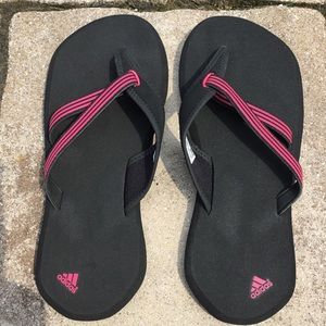 adidas black thong flip flop